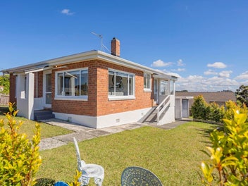4/87 Manuka Road, Bayview, Auckland