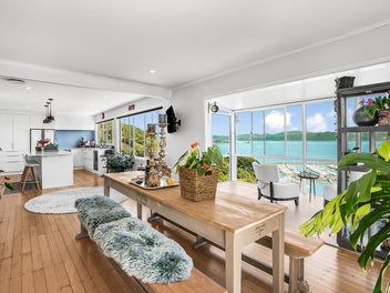 19 Nikau Road, Point Howard, Lower Hutt