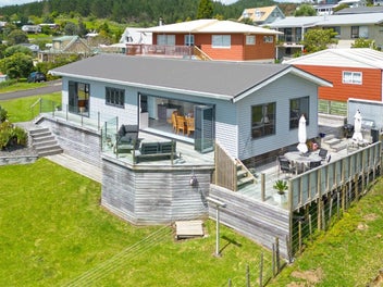 108 Tuna Place, Onemana, Whangamatā