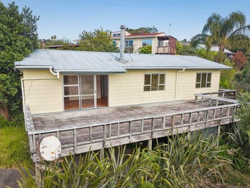 26 Hatfield Heights, Hatfields Beach, Orewa