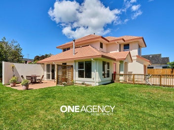 19 Cabbage Tree Grove, Woodridge, Wellington