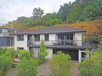 35 St Lawrence Street, Toi Toi, Nelson