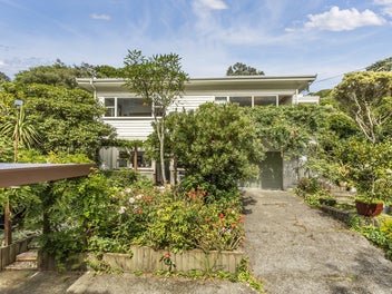 28 Delhi Crescent, Khandallah, Wellington