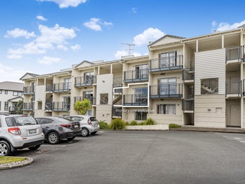 10A/71 Spencer Road, Oteha, Auckland