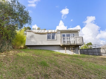 42 Danbury Drive, Torbay, Auckland