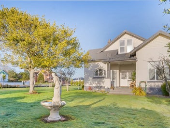 72 Palmerston Street, Riverton