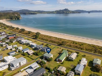44 Marine Parade, Cooks Beach, Whitianga