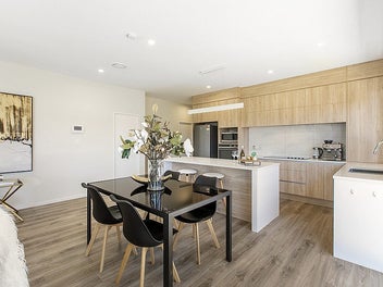 8 Atalanta Way, Beachlands, Auckland