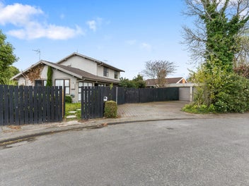 1 Sycamore Lane, Sockburn, Christchurch