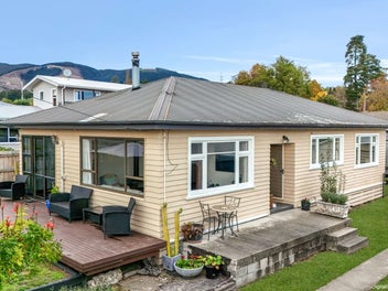 28 Marsden Road, Stoke, Nelson