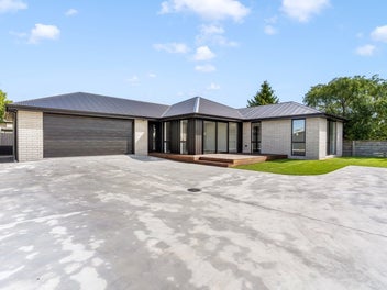 33 Home Street, Winton, Winton