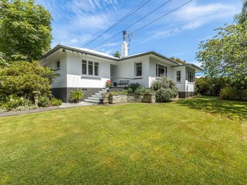 1091 HALCOMBE RD, Halcombe
