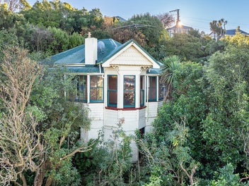 11 Clifford Street, Dalmore, Dunedin