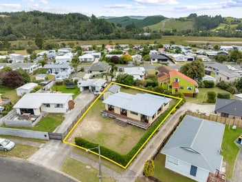 107 Lorraine Place, Whangamata, Whangamatā
