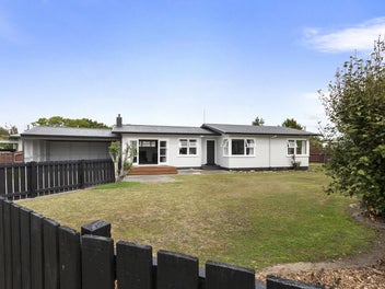 3 Tingey Place, Awapuni, Palmerston North