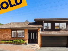 2/9 Carlton Street, Hillsborough, Auckland