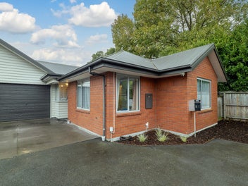 18E Defoe Place, Waltham, Christchurch