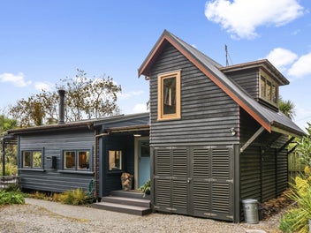 17 Moana Street, Aramoana, Port Chalmers