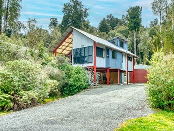 17 Korua Street, Moana, Moana