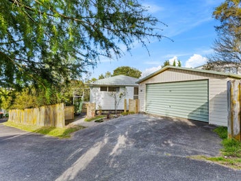 227 Glengarry Road, Glen Eden, Auckland