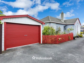 2/18 Seddon Street, Wallaceville, Upper Hutt