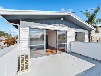 3 Spargo Road, Massey, Auckland