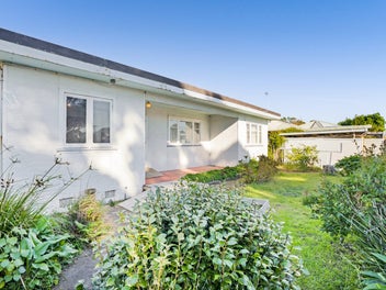 359 Saint Aubyn Street, Moturoa, New Plymouth