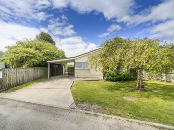 82 Geraldine Crescent, Cloverlea, Palmerston North
