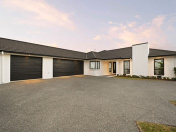 5 Briar Rose Court, Huntington, Hamilton