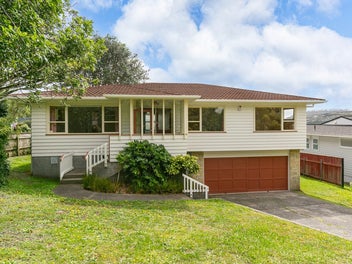 44 Sunrise Boulevard, Tawa, Wellington