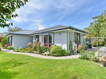 10A Wendy Place, Heathcote Valley, Christchurch