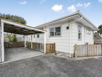 2/17 Colson Street, Avalon, Lower Hutt