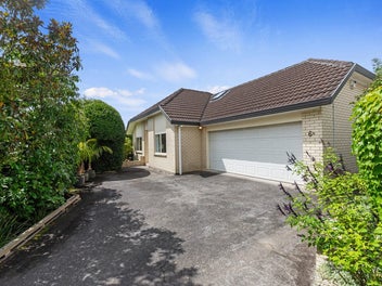 6A Fayette Place, Te Atatu South, Auckland