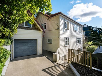 11 Lancaster Street, Karori, Wellington