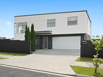 1 Oolong Court, Huntington, Hamilton