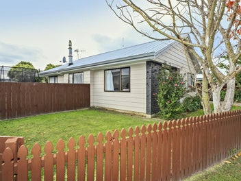 44 Whiting Crescent, Greenmeadows, Napier