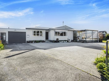 7 Riccarton Place, Dinsdale, Hamilton