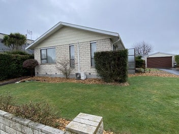 39 Dunbarton Street, Redwood, Christchurch