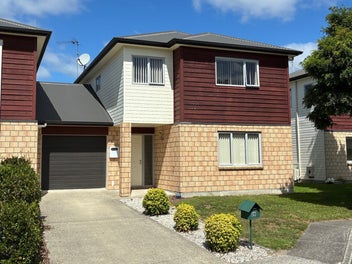 28 Gordon Davies Lane, Huntington, Hamilton