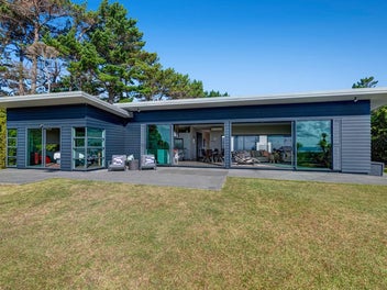 102 West Road, Kaukapakapa, Kaukapakapa