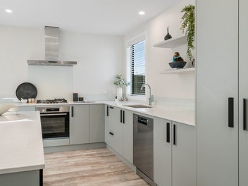 36 Metoriti Crescent, Karaka, Papakura