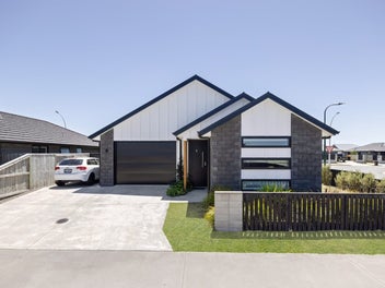 2 Lion Place, Papamoa, Papamoa