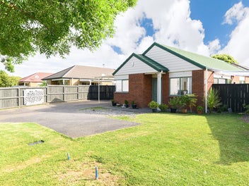162 Waitemata Drive, Ranui, Auckland