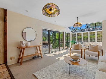 4 Saddleback Rise, Murrays Bay, Auckland