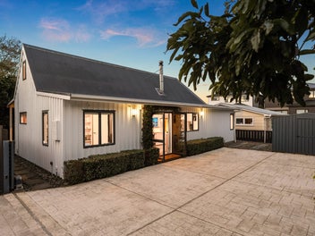 11A Wellesley Road, Māngere Bridge, Auckland