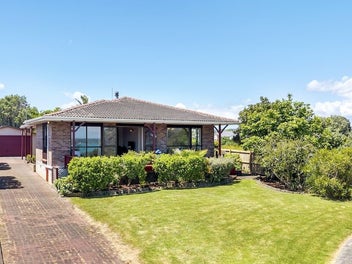 26 Puriri Road, Beachlands, Auckland