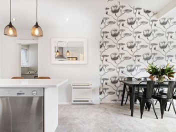 2/42 Gordon Avenue, St Albans, Christchurch