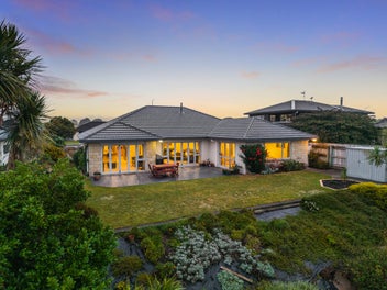 81 The Drive, Paraparaumu Beach, Paraparaumu