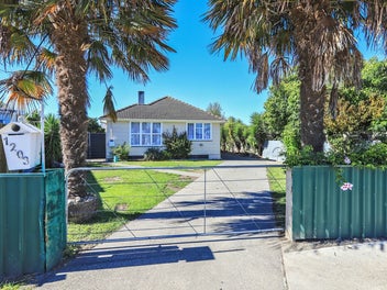 1203 Beatty Place, Mayfair, Hastings