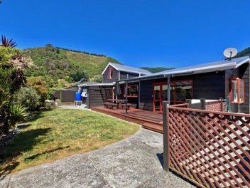 6 Newport Way, The Brook, Nelson